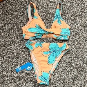 CUPSHE Highwaist Bikini